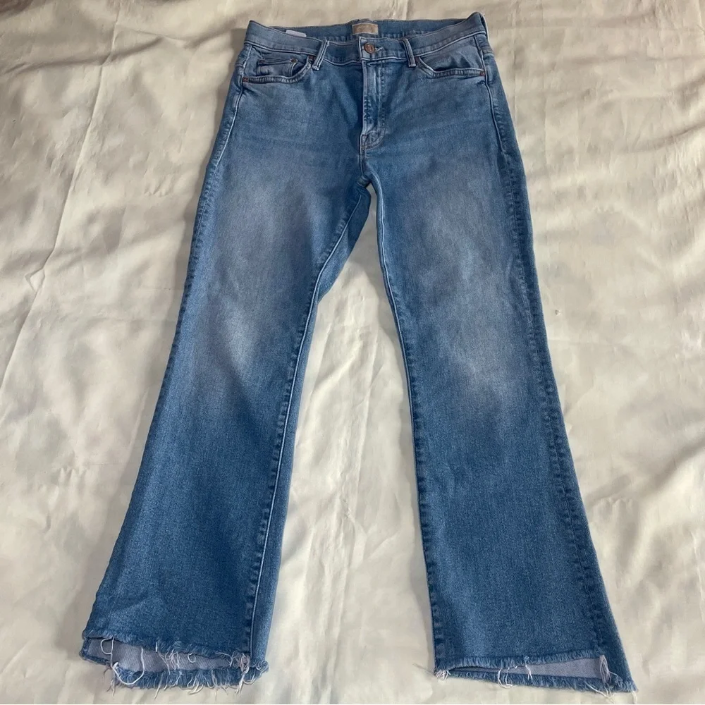 MOTHER- Insider Crop Step Fray Ankle Jeans in Light Wash Shoot to Thrill Size 29